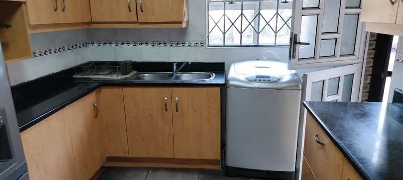 3 Bedroom Property for Sale in Umlazi KwaZulu-Natal