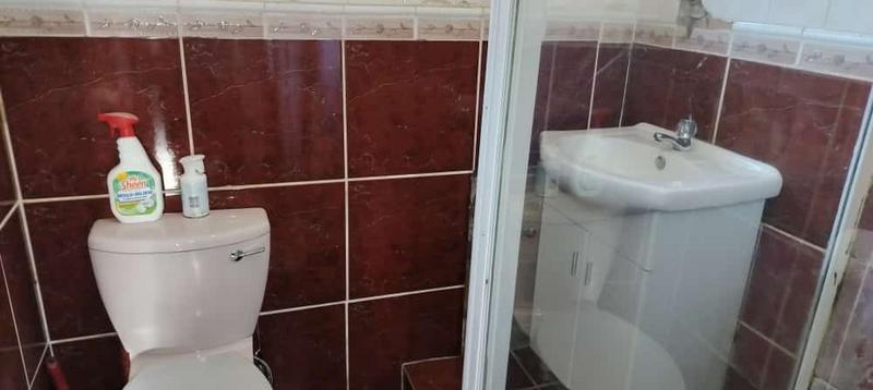 3 Bedroom Property for Sale in Umlazi KwaZulu-Natal