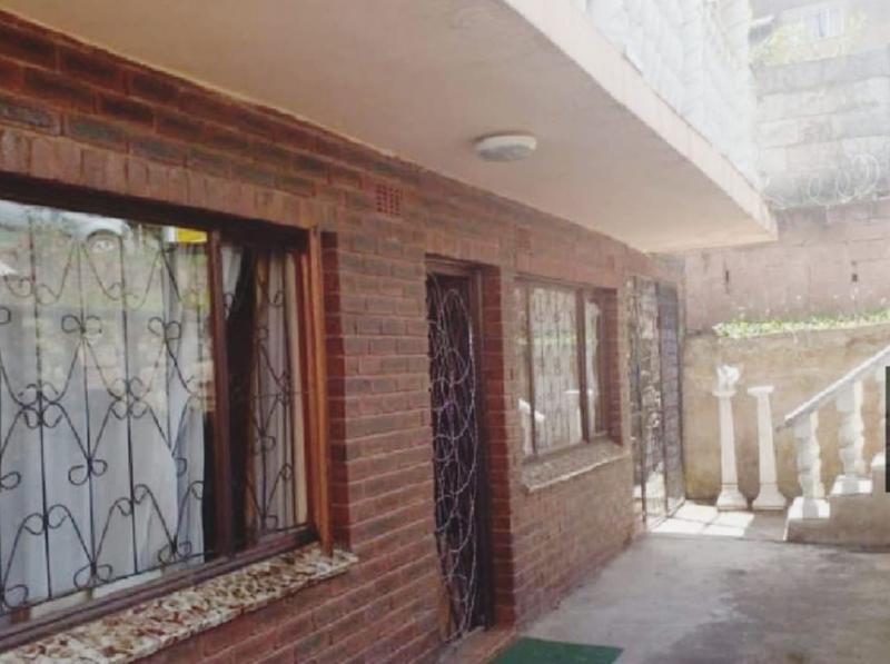 5 Bedroom Property for Sale in Chatsworth KwaZulu-Natal