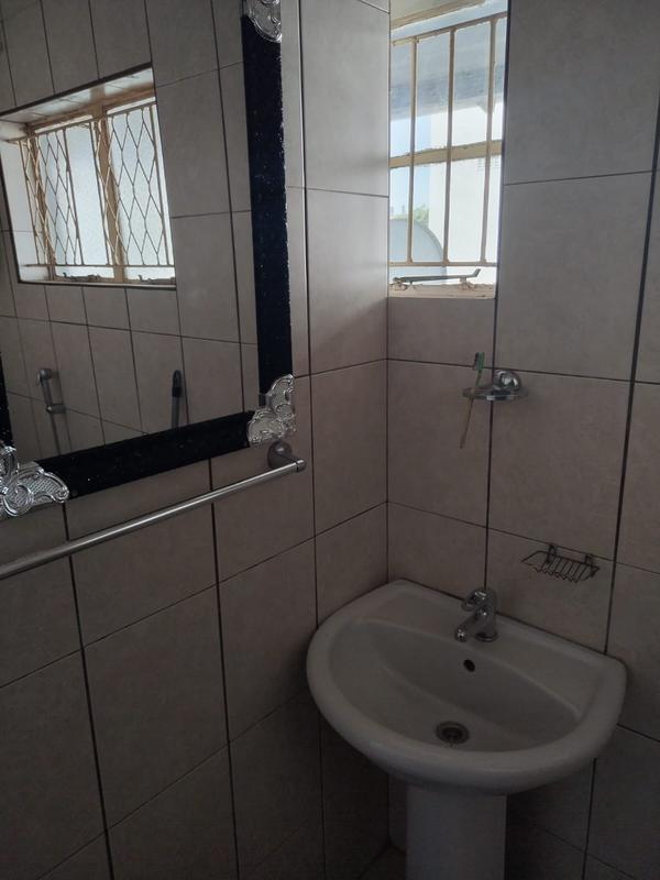 To Let 2 Bedroom Property for Rent in Overport KwaZulu-Natal