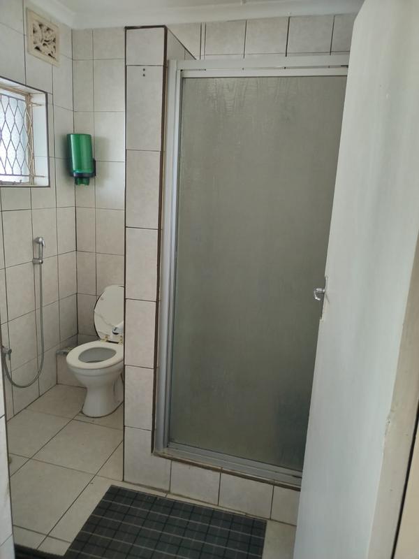 To Let 2 Bedroom Property for Rent in Overport KwaZulu-Natal