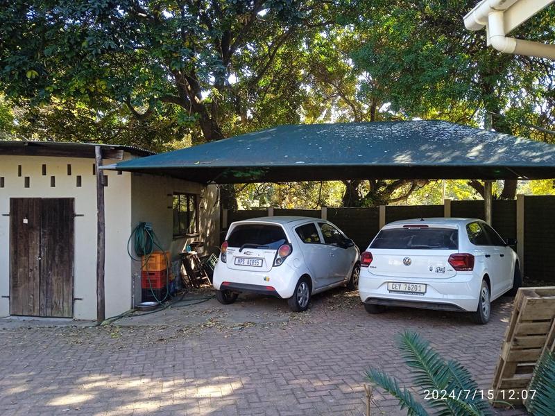 2 Bedroom Property for Sale in Umtentweni KwaZulu-Natal