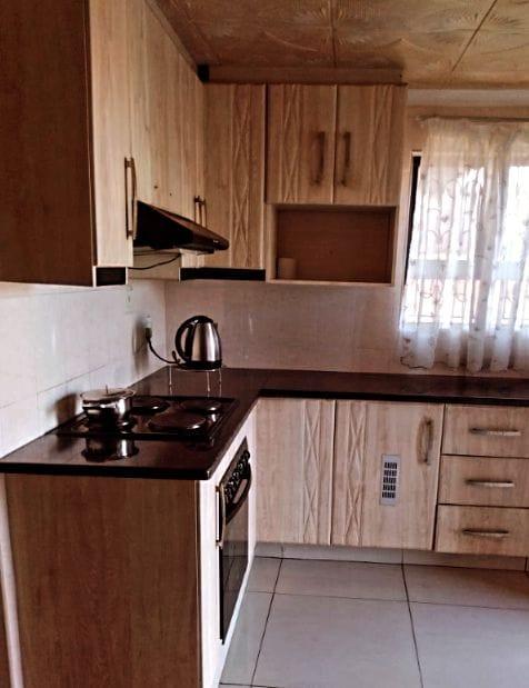 3 Bedroom Property for Sale in Umlazi KwaZulu-Natal