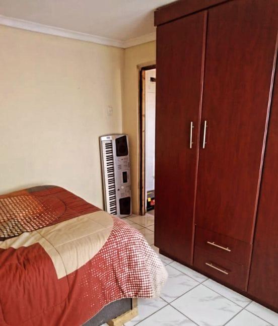 3 Bedroom Property for Sale in Umlazi KwaZulu-Natal