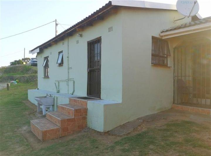 3 Bedroom Property for Sale in Umlazi KwaZulu-Natal