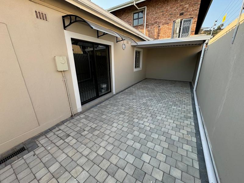 To Let 3 Bedroom Property for Rent in Umhlatuzana KwaZulu-Natal