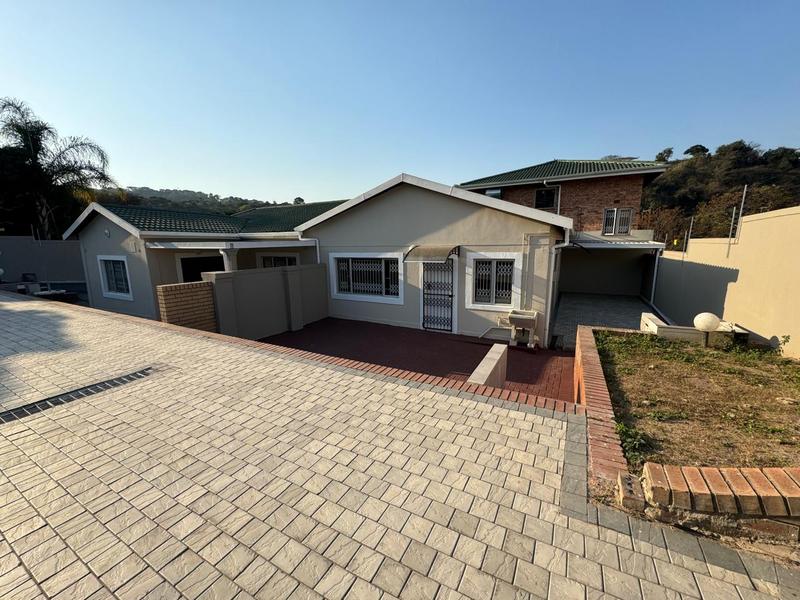 To Let 3 Bedroom Property for Rent in Umhlatuzana KwaZulu-Natal