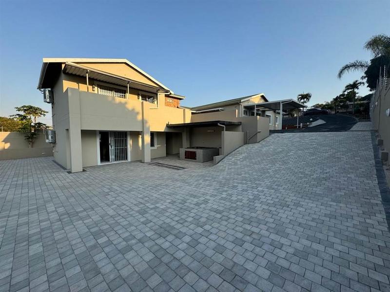 To Let 4 Bedroom Property for Rent in Umhlatuzana KwaZulu-Natal