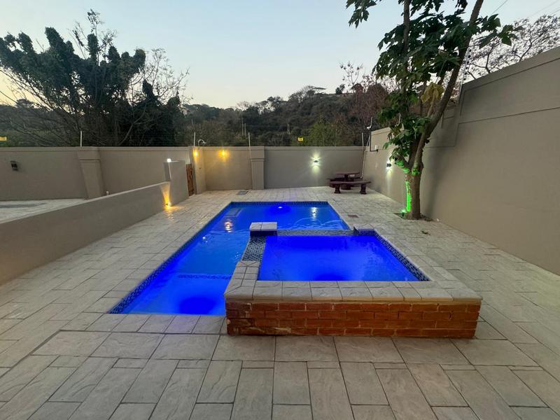 To Let 2 Bedroom Property for Rent in Umhlatuzana KwaZulu-Natal