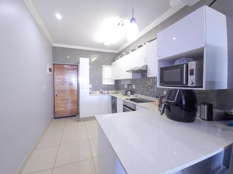 2 Bedroom Property for Sale in Umhlanga Ridge KwaZulu-Natal