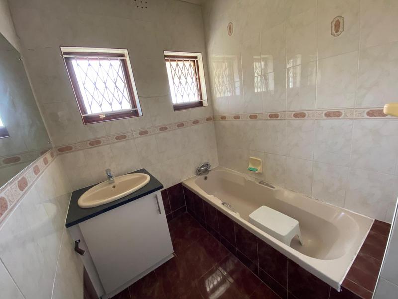3 Bedroom Property for Sale in Reservoir Hills KwaZulu-Natal
