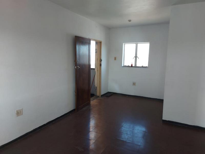 1 Bedroom Property for Sale in Briardene KwaZulu-Natal