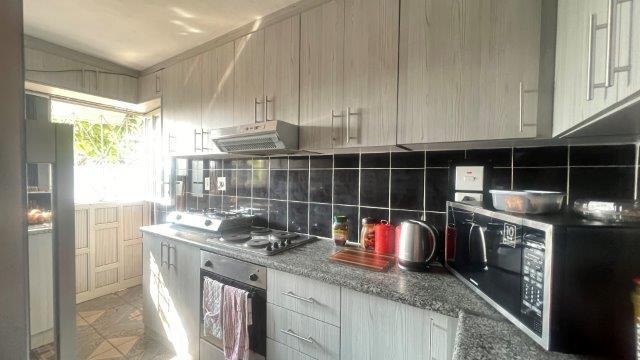 3 Bedroom Property for Sale in Lotus Park KwaZulu-Natal