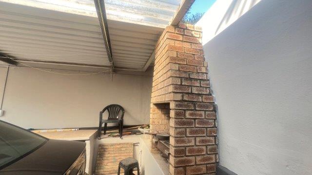 3 Bedroom Property for Sale in Lotus Park KwaZulu-Natal