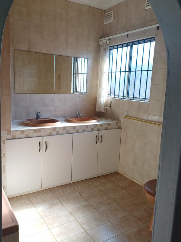 3 Bedroom Property for Sale in Richem KwaZulu-Natal