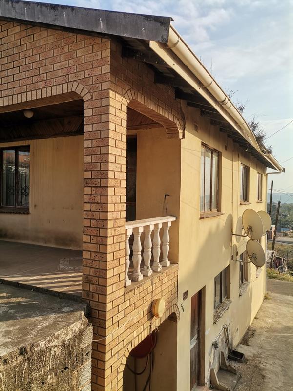 7 Bedroom Property for Sale in Kwadabeka KwaZulu-Natal