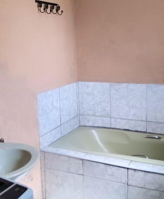 4 Bedroom Property for Sale in Umlazi KwaZulu-Natal