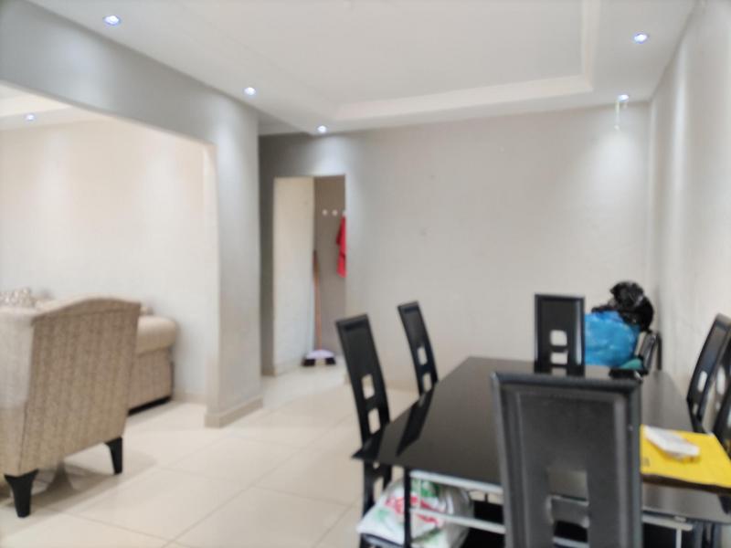 3 Bedroom Property for Sale in Kwandengezi KwaZulu-Natal