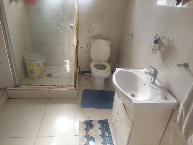 2 Bedroom Property for Sale in Amanzimtoti KwaZulu-Natal