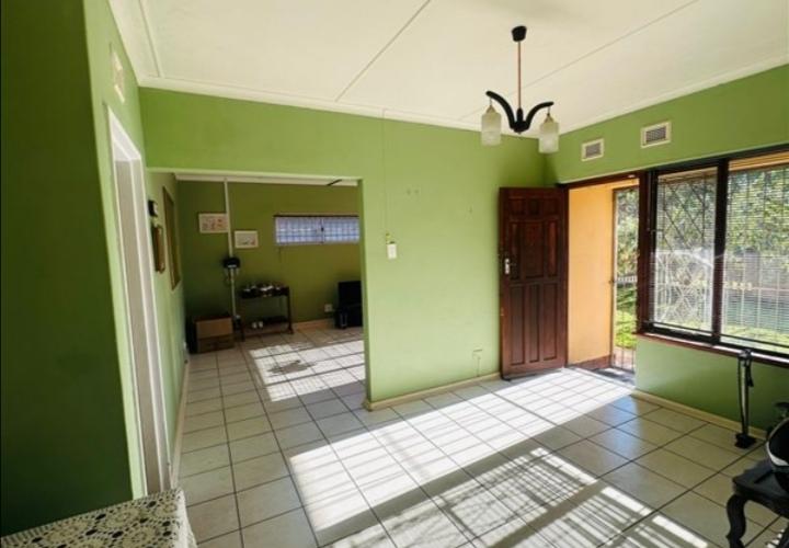 5 Bedroom Property for Sale in Veld En Vlei KwaZulu-Natal