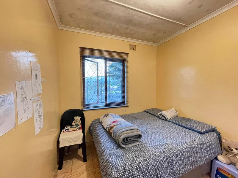 3 Bedroom Property for Sale in Umlazi KwaZulu-Natal