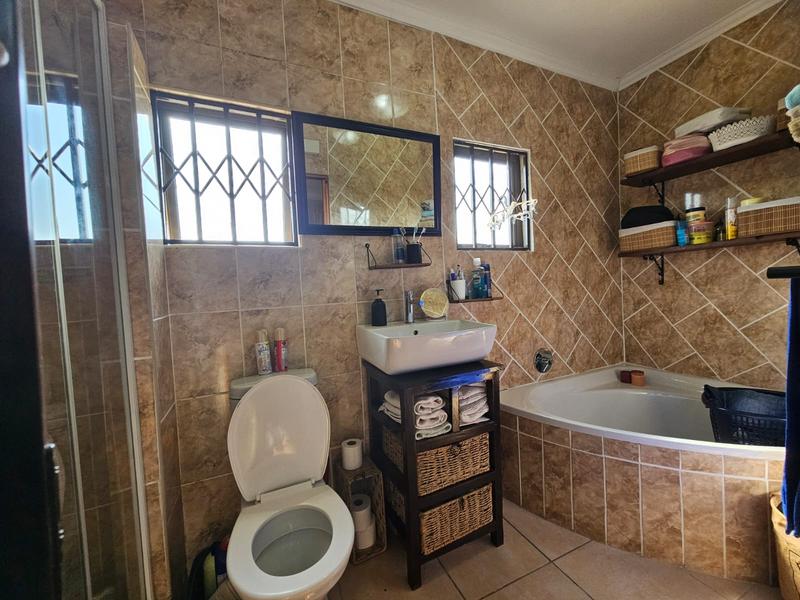 3 Bedroom Property for Sale in Esikhawini KwaZulu-Natal