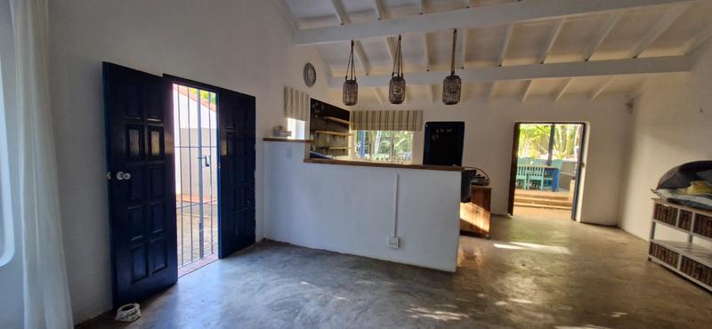 5 Bedroom Property for Sale in Leisure Bay KwaZulu-Natal