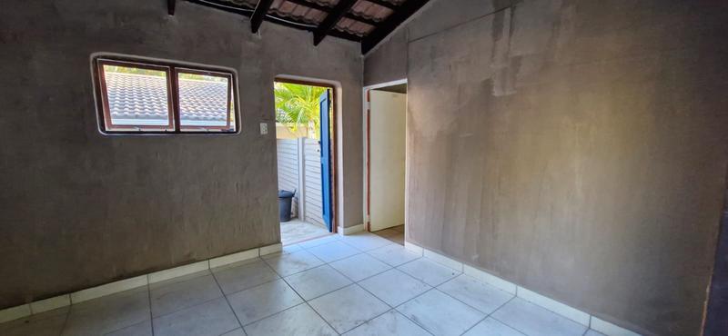 5 Bedroom Property for Sale in Leisure Bay KwaZulu-Natal