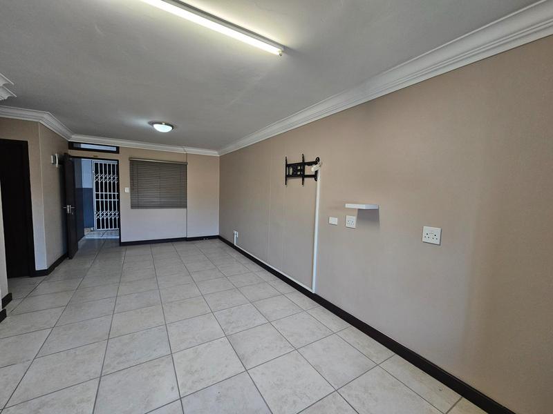 2 Bedroom Property for Sale in Tongaat KwaZulu-Natal