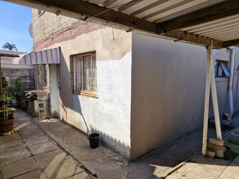 To Let 2 Bedroom Property for Rent in Crossmoor KwaZulu-Natal