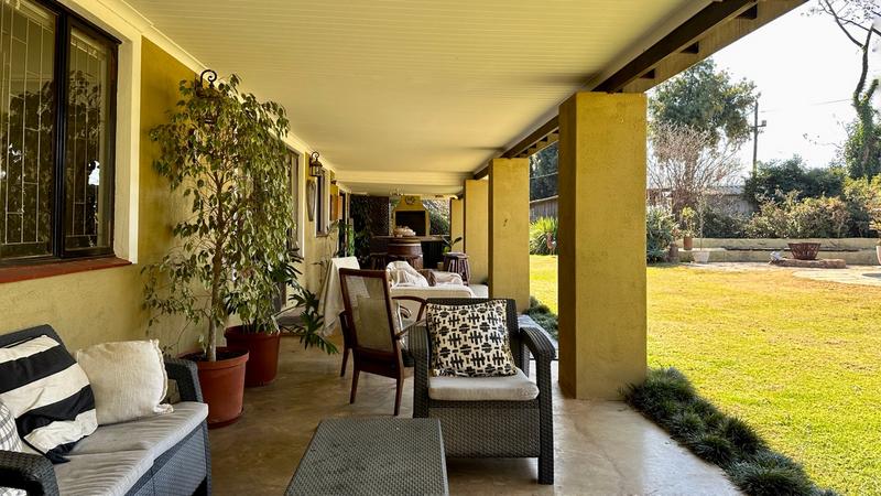 5 Bedroom Property for Sale in Hilton Gardens KwaZulu-Natal