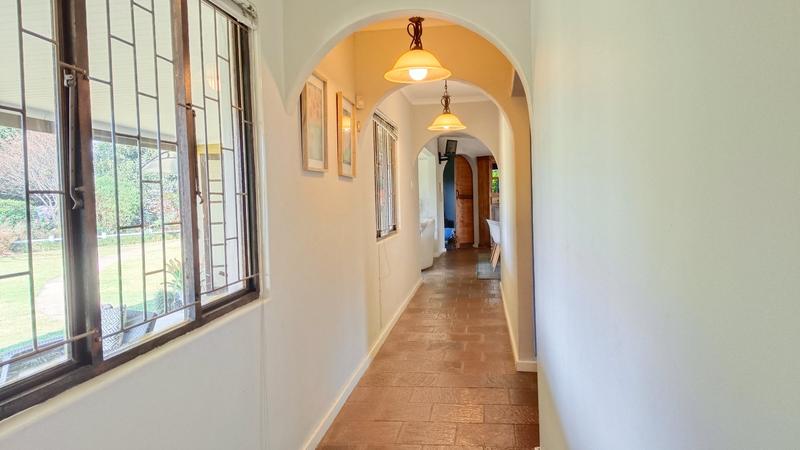 5 Bedroom Property for Sale in Hilton Gardens KwaZulu-Natal