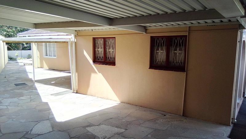 4 Bedroom Property for Sale in Verulam KwaZulu-Natal