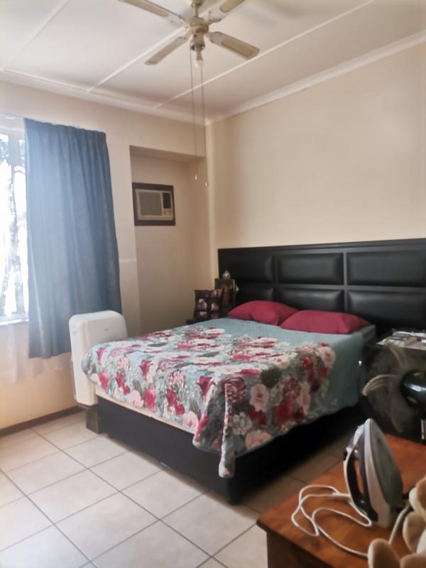 2 Bedroom Property for Sale in Arboretum KwaZulu-Natal