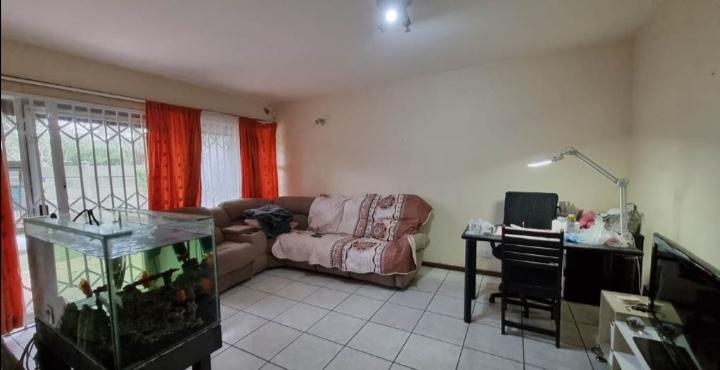 2 Bedroom Property for Sale in Arboretum KwaZulu-Natal