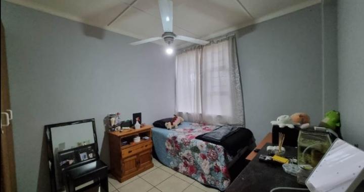 2 Bedroom Property for Sale in Arboretum KwaZulu-Natal