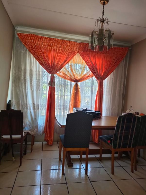 To Let 3 Bedroom Property for Rent in Escombe KwaZulu-Natal