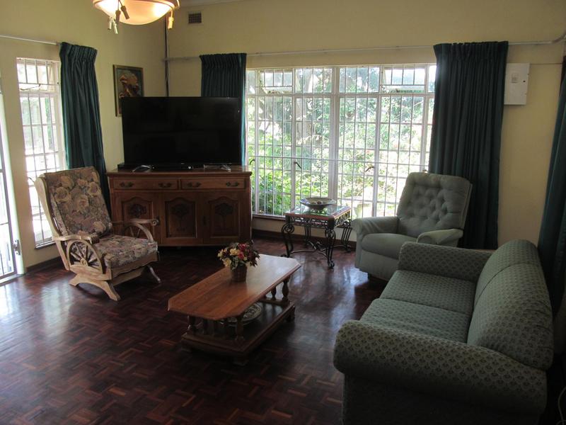 3 Bedroom Property for Sale in Umtentweni KwaZulu-Natal