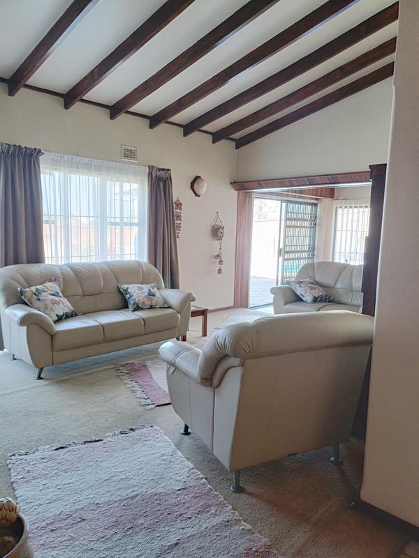 4 Bedroom Property for Sale in Manors KwaZulu-Natal