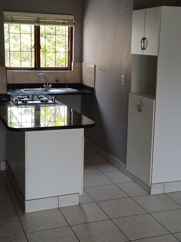 To Let 2 Bedroom Property for Rent in Sheffield Beach KwaZulu-Natal