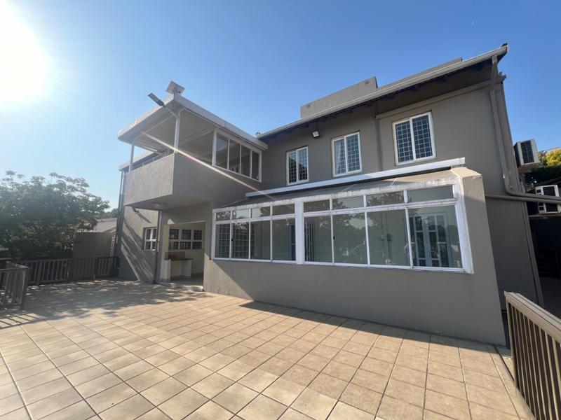 6 Bedroom Property for Sale in Reservoir Hills KwaZulu-Natal