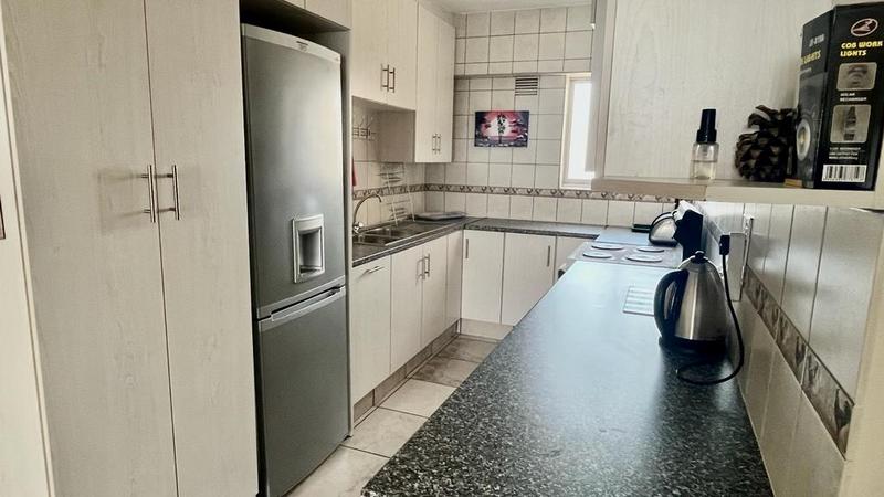 2 Bedroom Property for Sale in Amanzimtoti KwaZulu-Natal