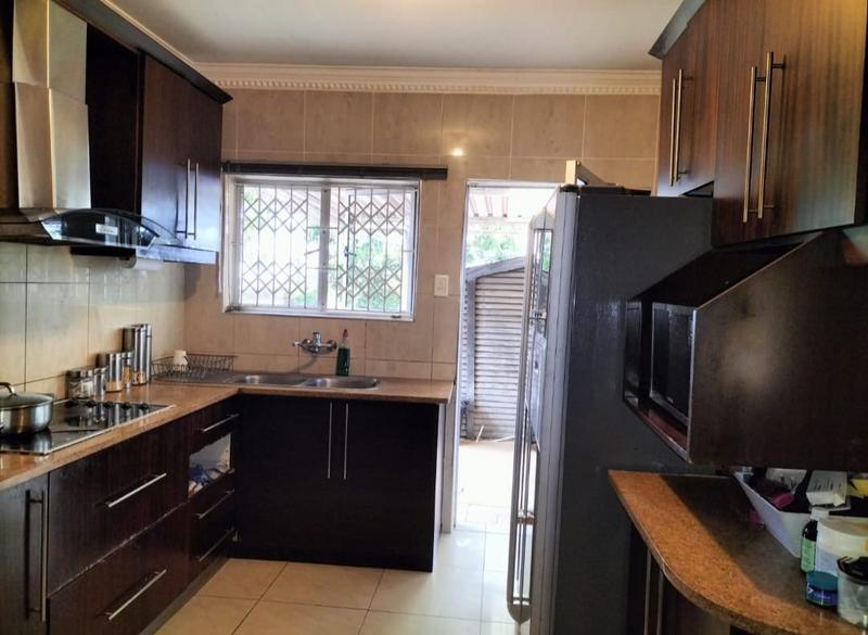 2 Bedroom Property for Sale in Chatsworth KwaZulu-Natal