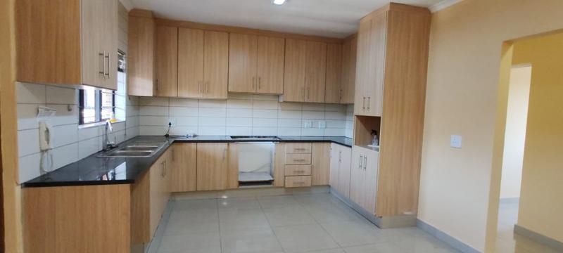 To Let 3 Bedroom Property for Rent in Overport KwaZulu-Natal