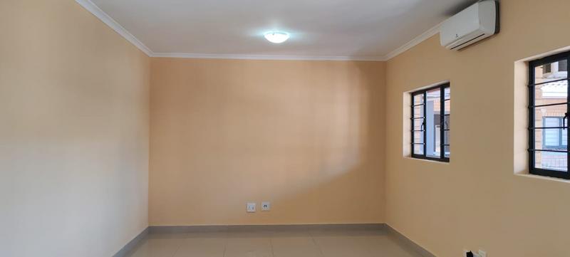 To Let 3 Bedroom Property for Rent in Overport KwaZulu-Natal