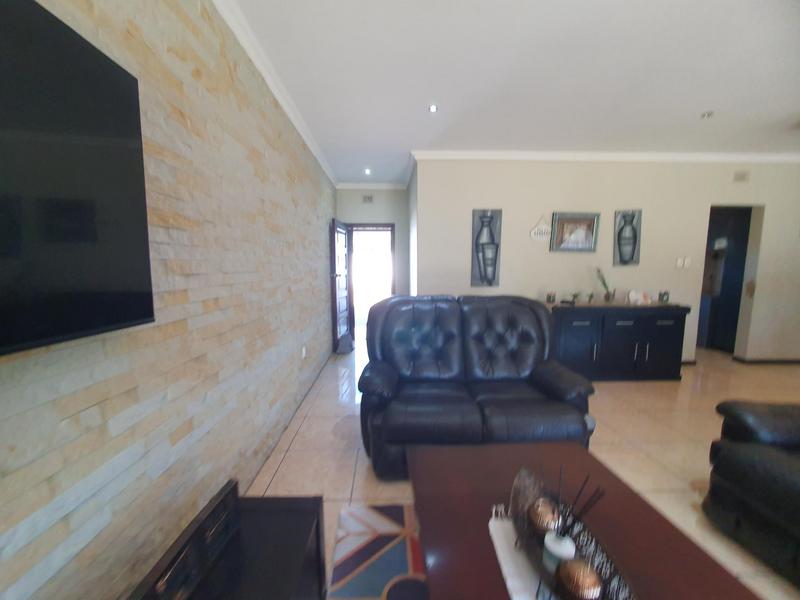 4 Bedroom Property for Sale in Marburg KwaZulu-Natal