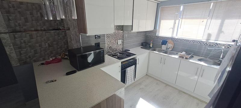 2 Bedroom Property for Sale in North Beach KwaZulu-Natal