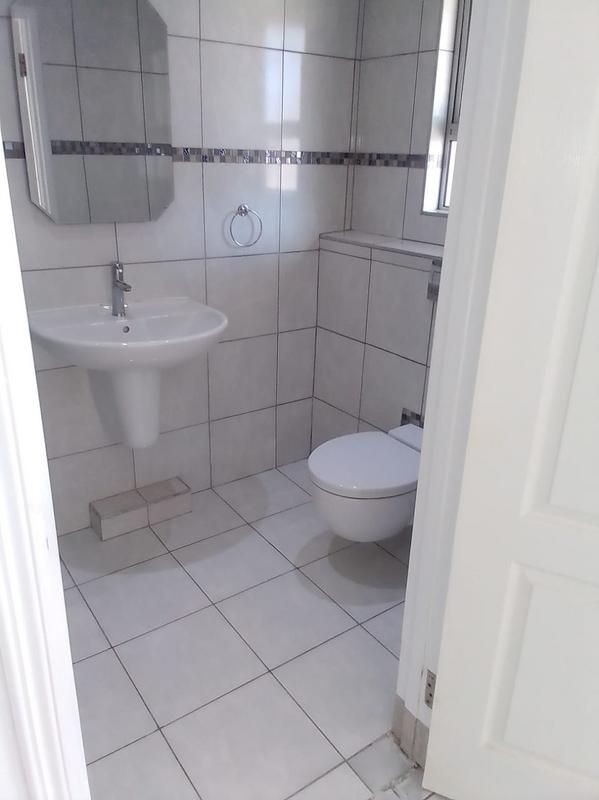 To Let 2 Bedroom Property for Rent in Virginia KwaZulu-Natal