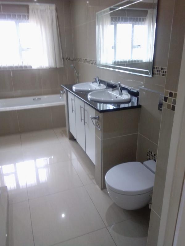 To Let 2 Bedroom Property for Rent in Virginia KwaZulu-Natal