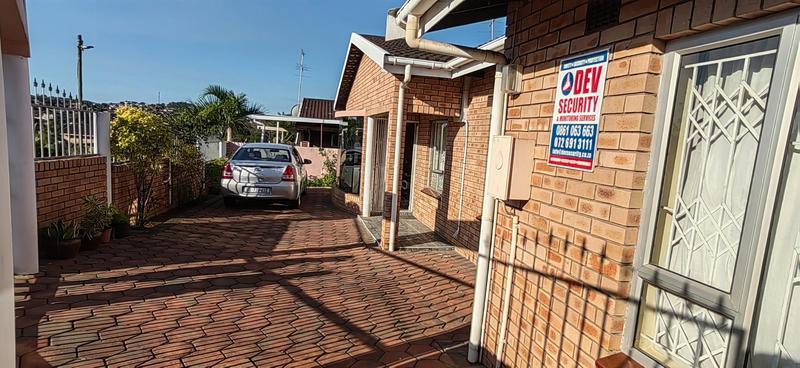 4 Bedroom Property for Sale in Palmview KwaZulu-Natal